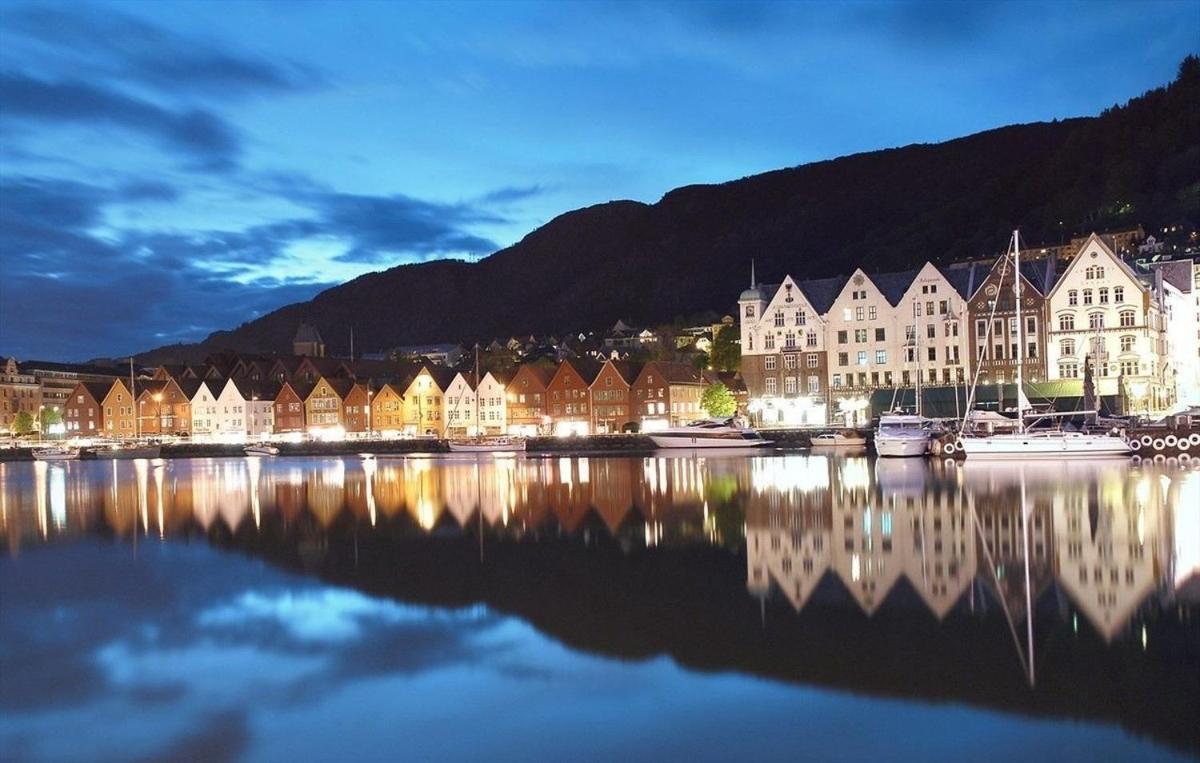 Supercentral Bergen Bagian luar foto